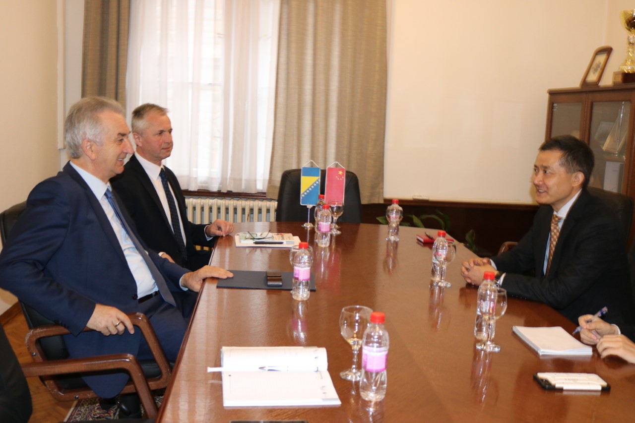 Mirko Šarović Ji Ping kineski ambasador