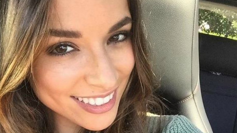 Monika-Radulovic-selfie5