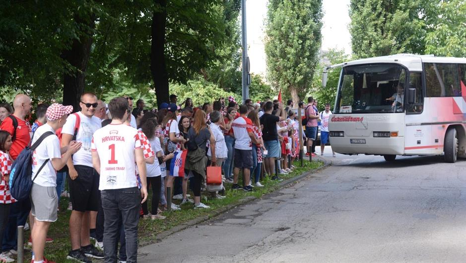 Navijaci sisak