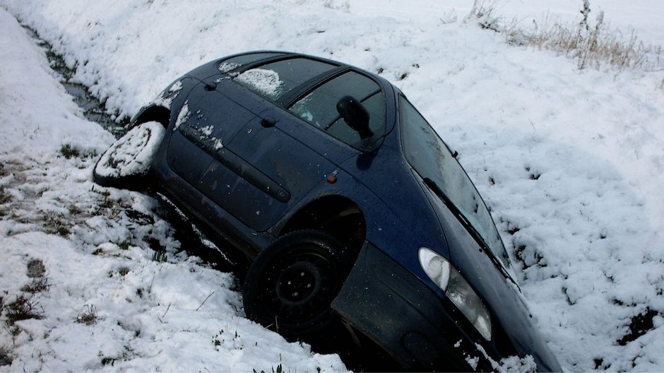 nesreca auto snijeg
