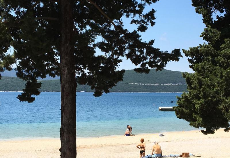 neum2