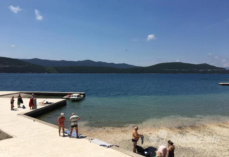 neum8