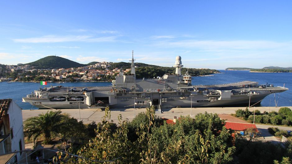 nosac aviona dubrovnik9