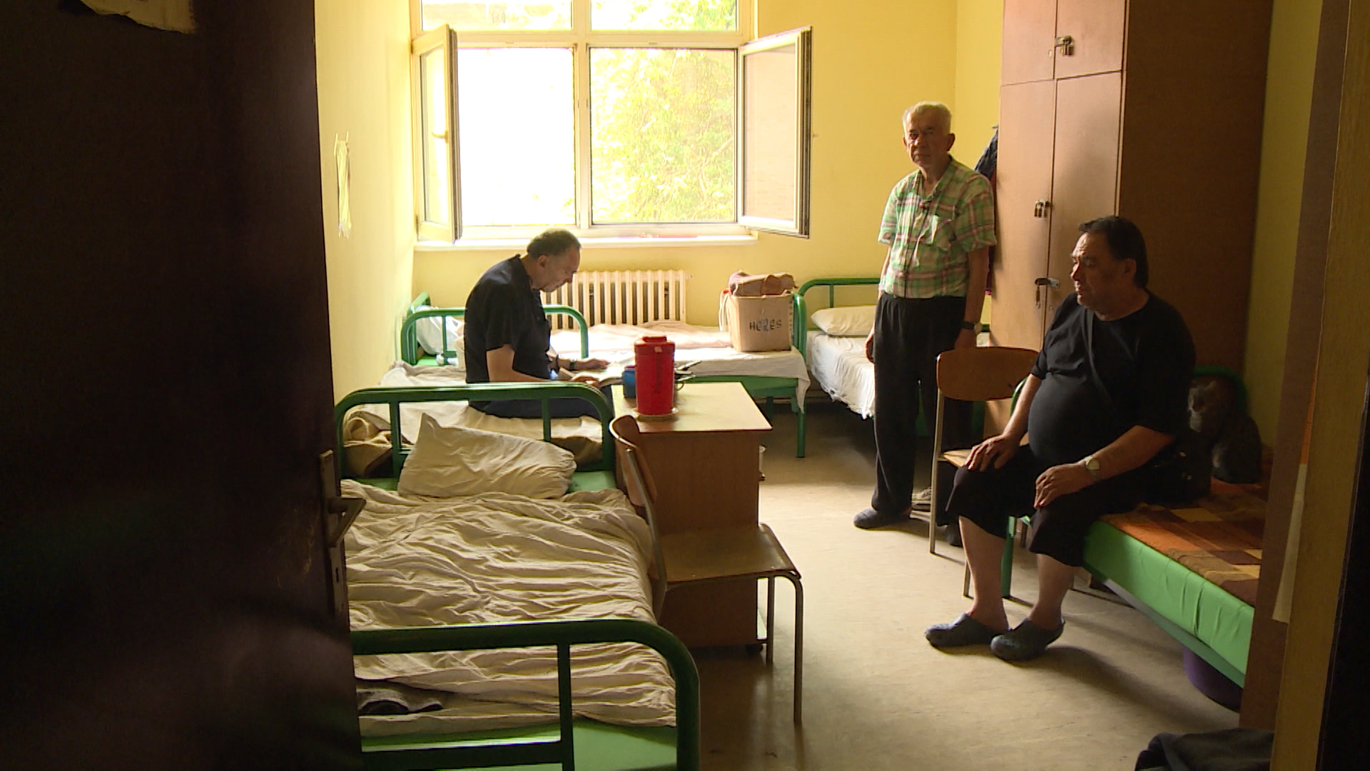 NS-SIZOFRENICARI-PKG-MBS(20150609-175613921).mxf.Still001