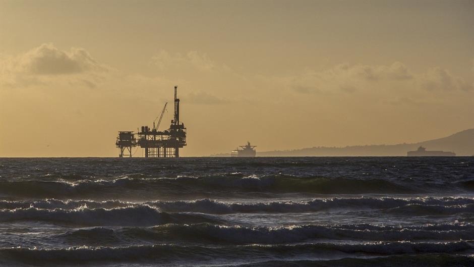oil-platform-484859_960_720