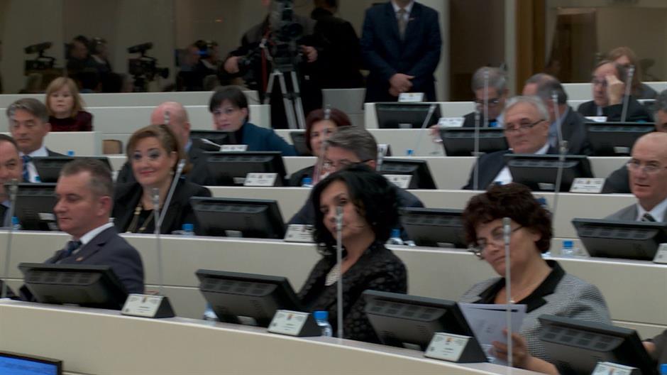 parlament1