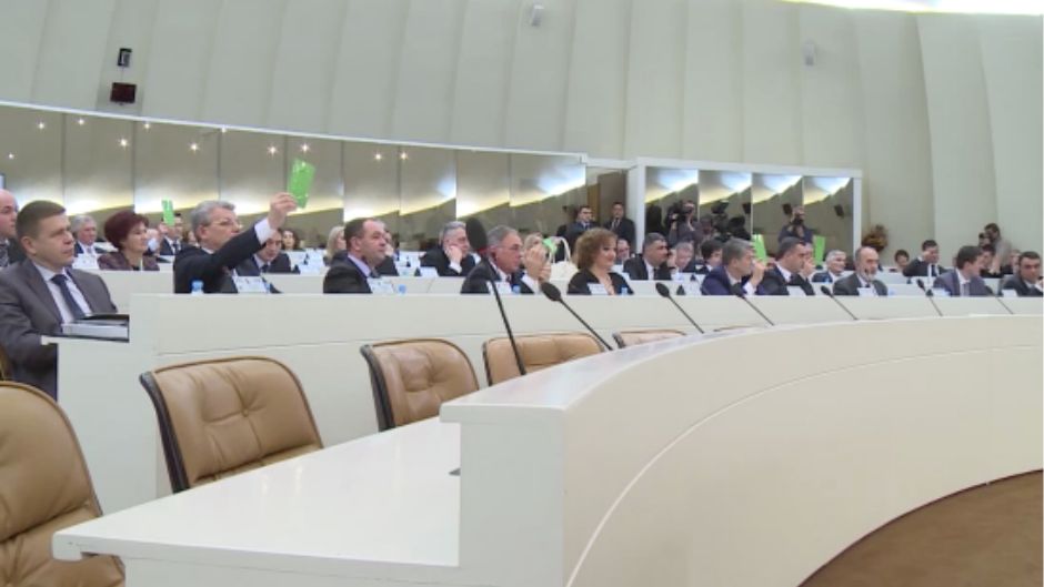 parlament1