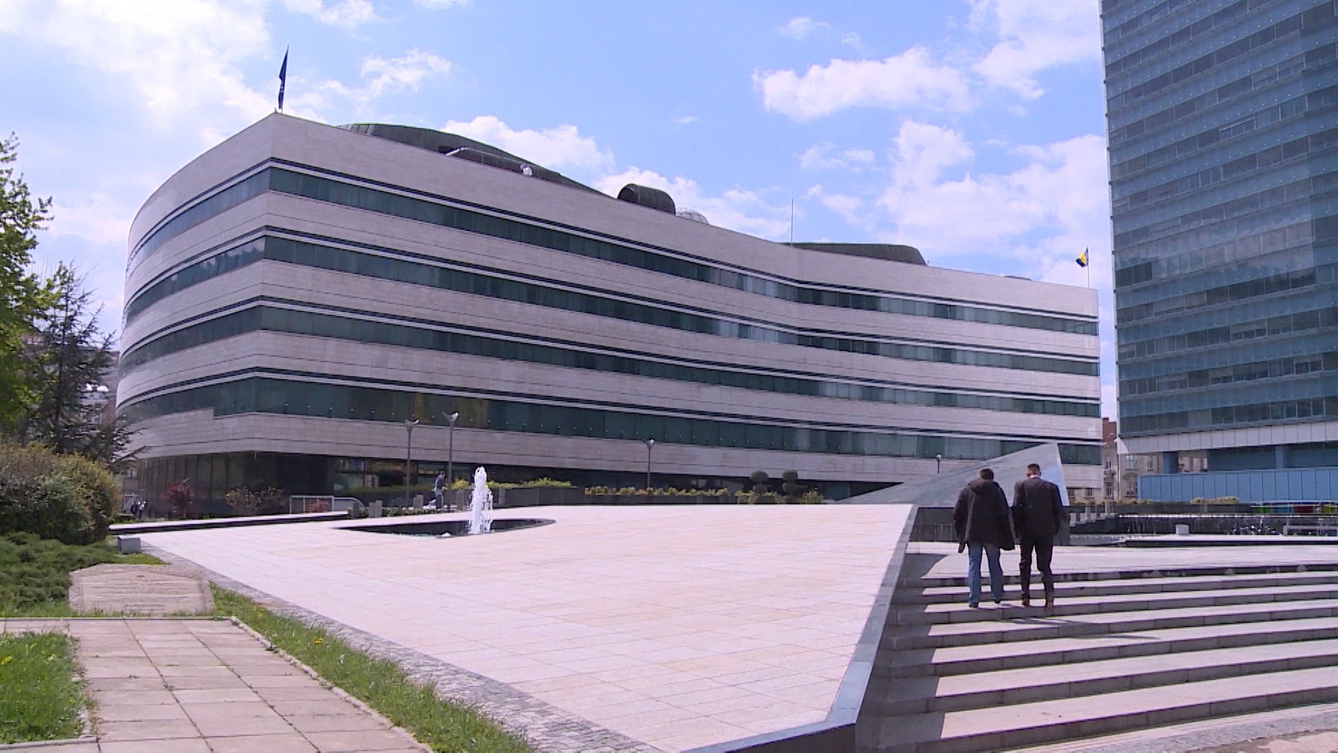 Parlamentarna skupština, Parlament