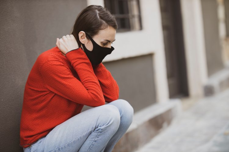 pexels-engin-akyurt-4087508-750x500