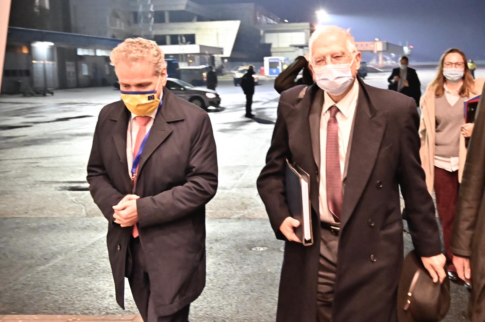 PHOTO-2020-11-20-19-40-30