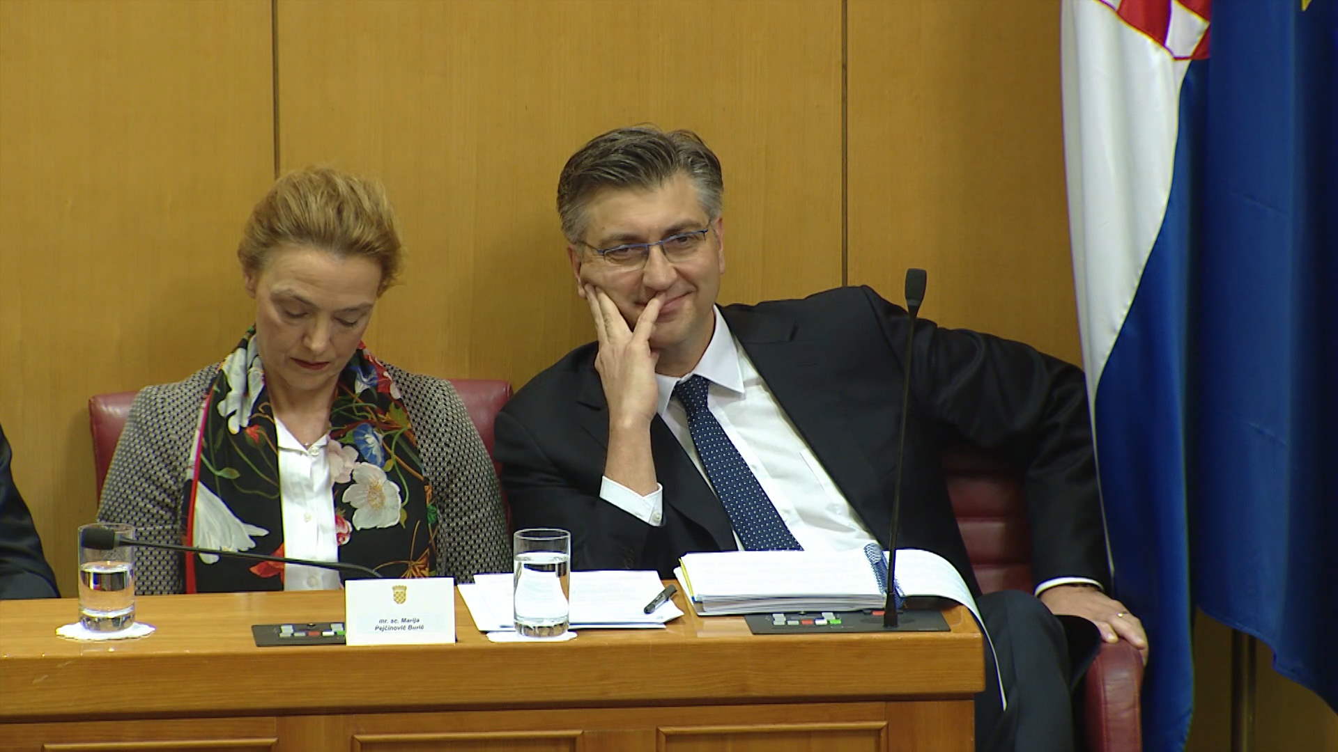 Plenković se smije Marasu