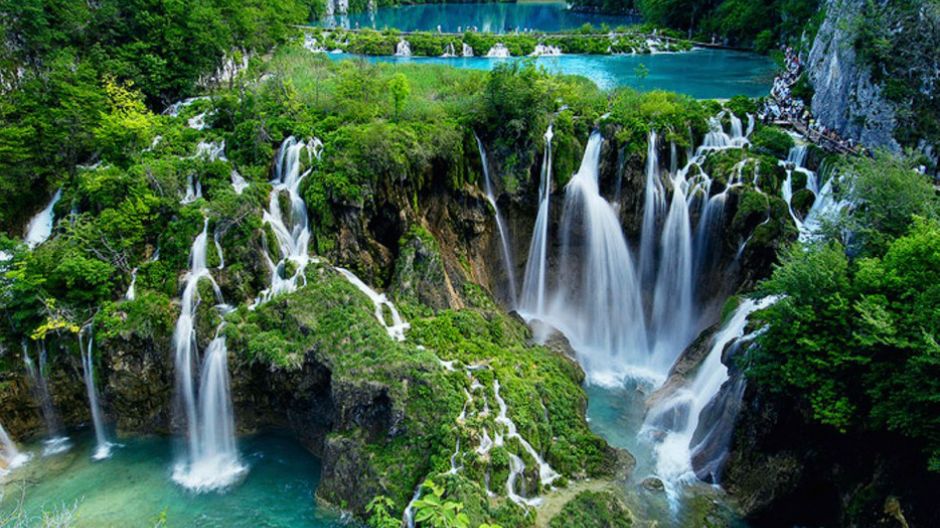 Plitvice Lakes Waterfall, Croatia