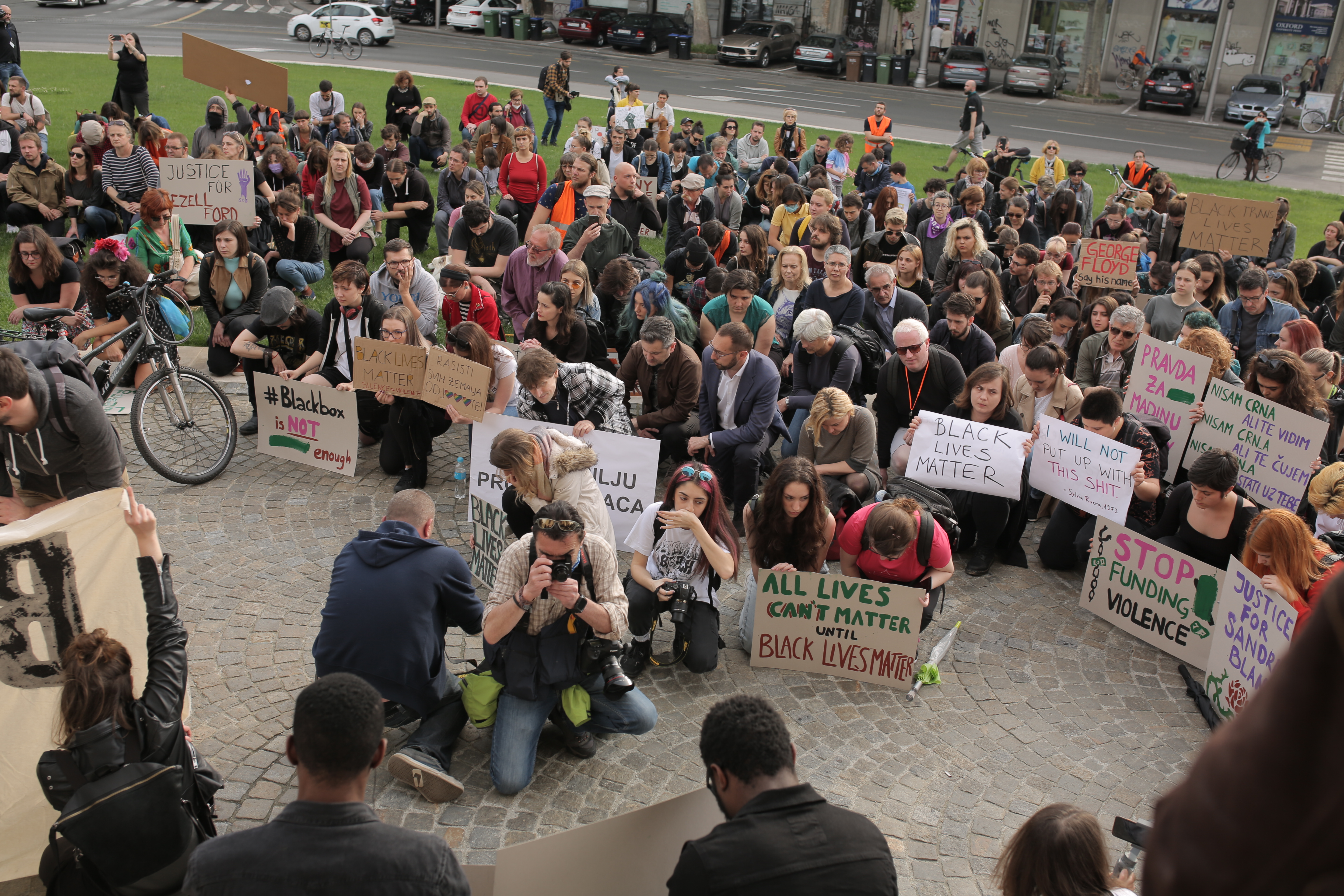 Inicijativa protiv policijskog nasilja i rasizma