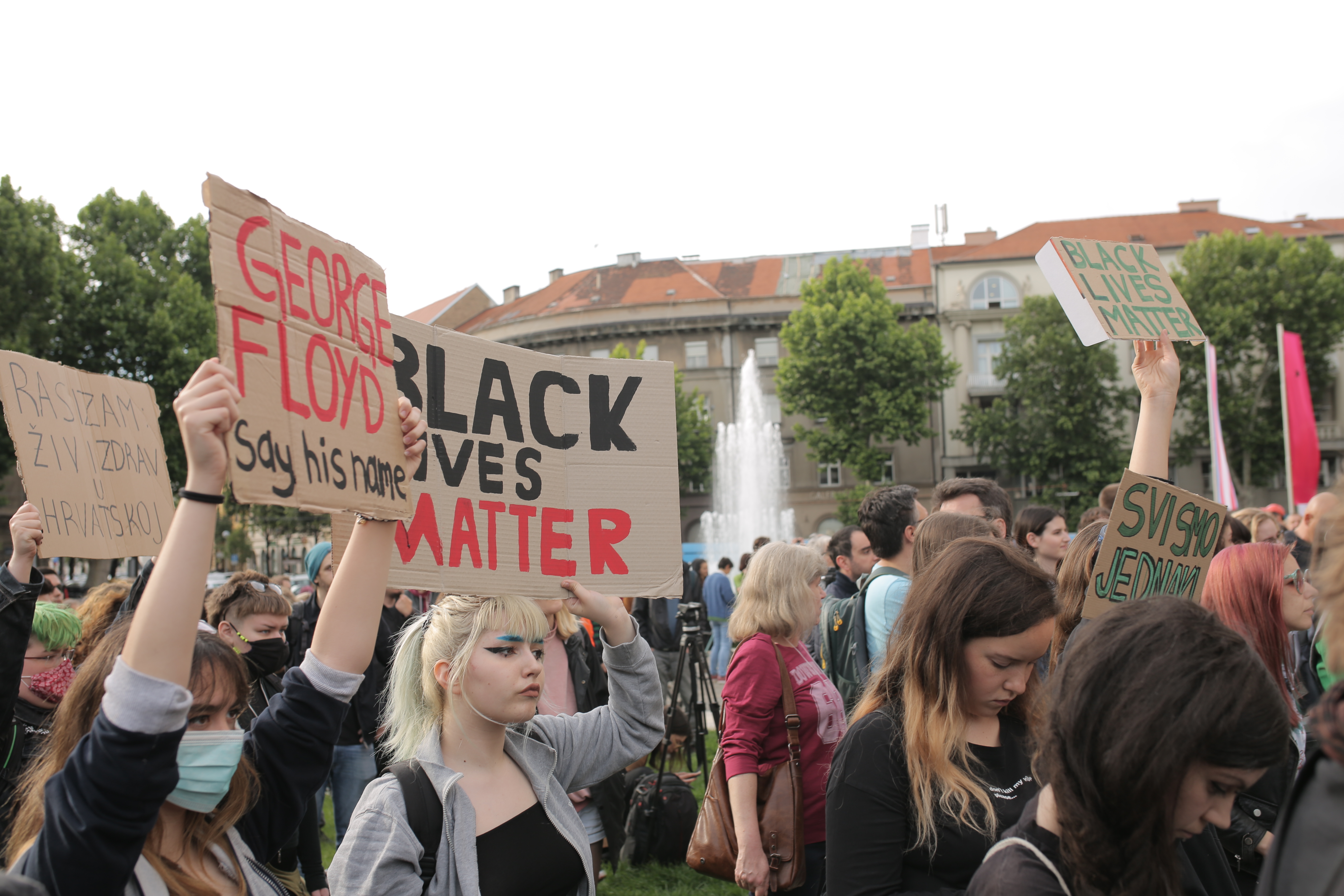 Inicijativa protiv policijskog nasilja i rasizma