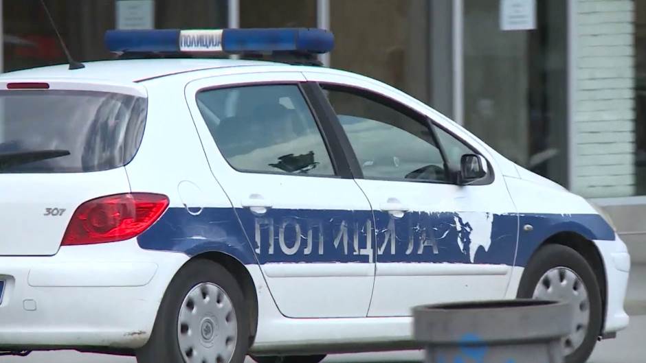 policija