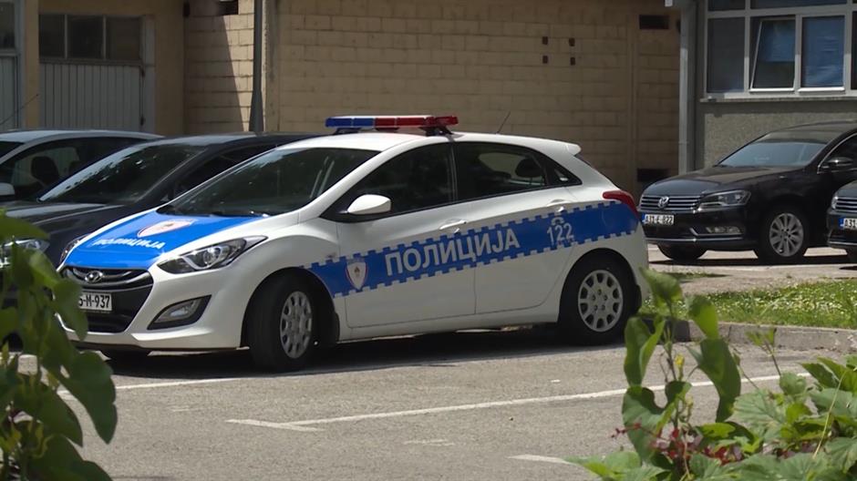 policija