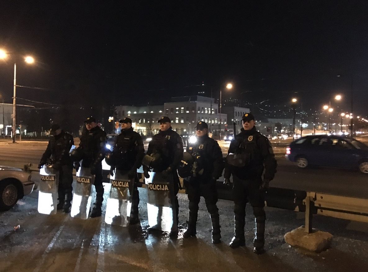 policija MUP KS protesti Sarajevo PRavda za Davida