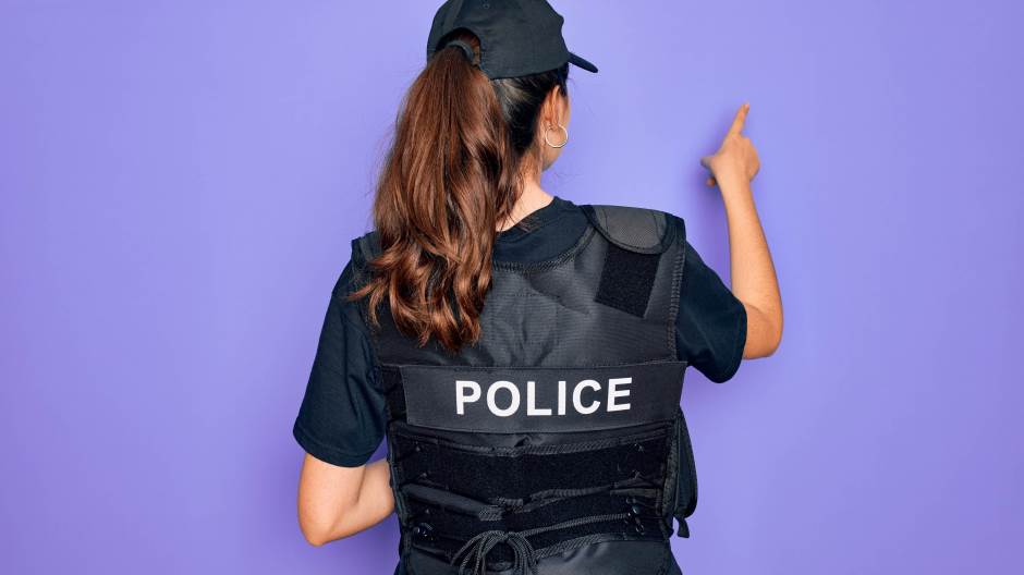 policija policajka ilustracija shutterstock