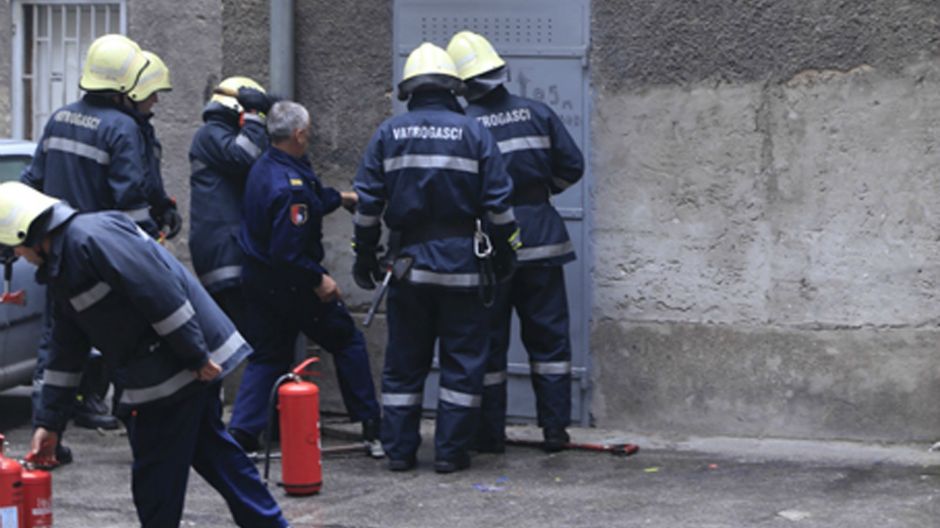 pozar vatrogasci dzenetica1