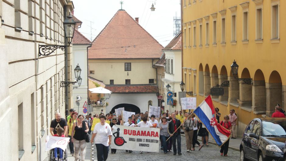 prosvjed djeca invalidnost4