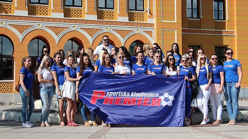 prosvjedradnicapremier2