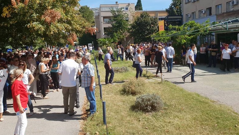 ProsvjetniDjelatniciSetnjaRadiceva