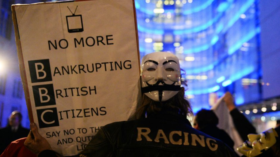 protest Anonymous ispred bbc
