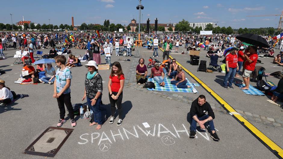 Protest, Štutgart, koronavirus