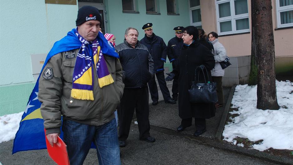 protesti skupstina tk02