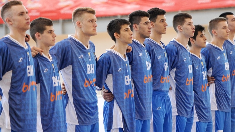 R7DJolOnzUOAF3_BNELkhA