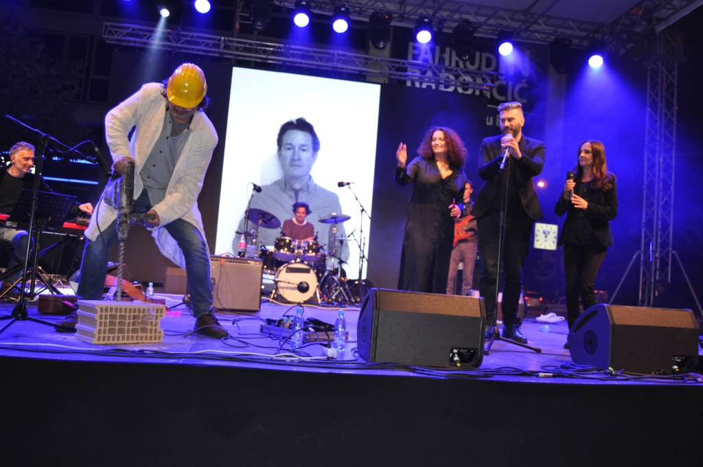 Rambo, Eda, Tamara, Damir performans