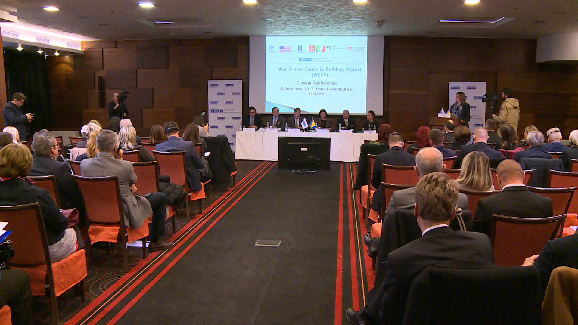 reakcije na nastavne planove