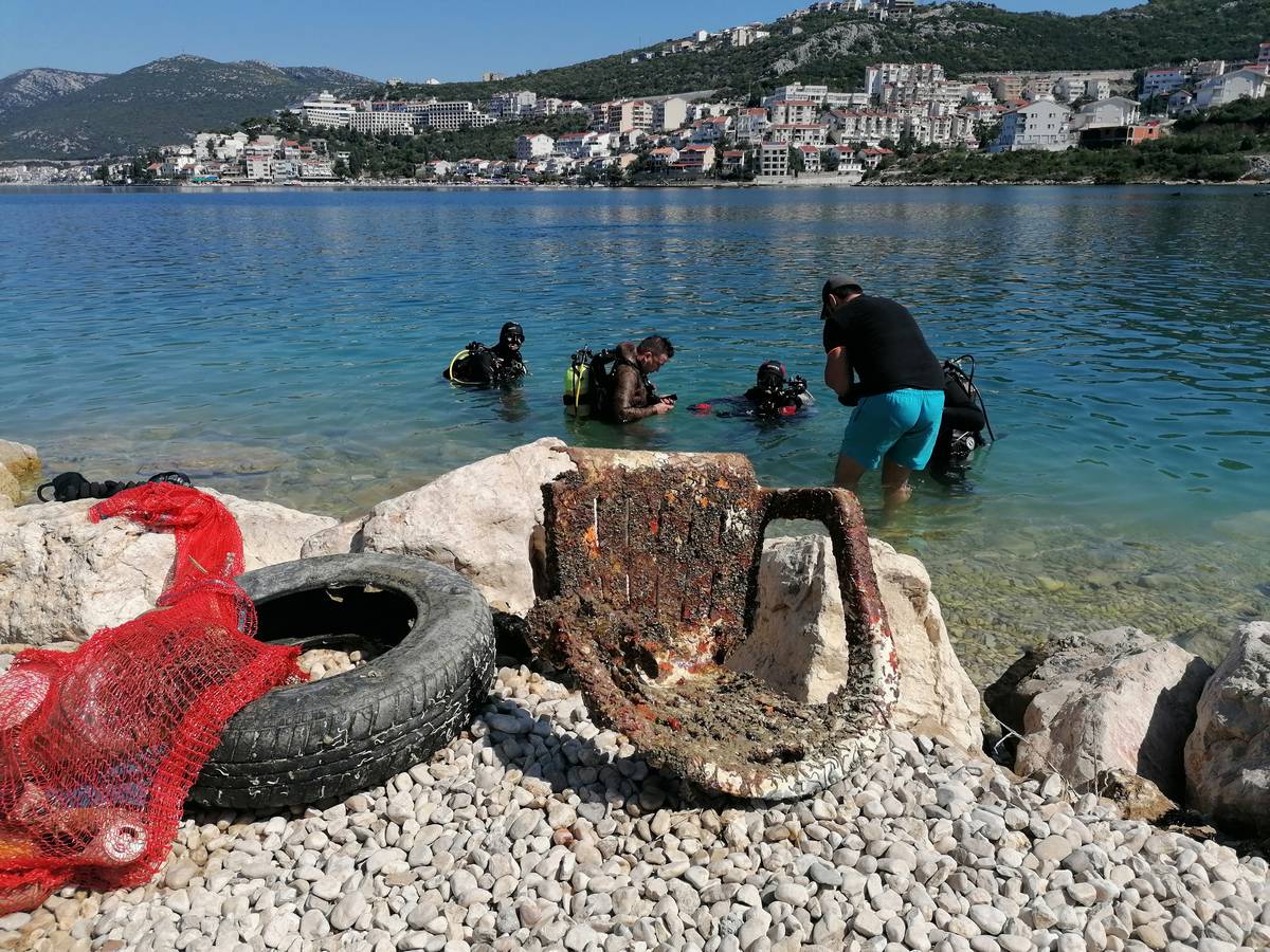 RealizacijaEkoloskogProjekta_CiscenjePodmorja_Neum