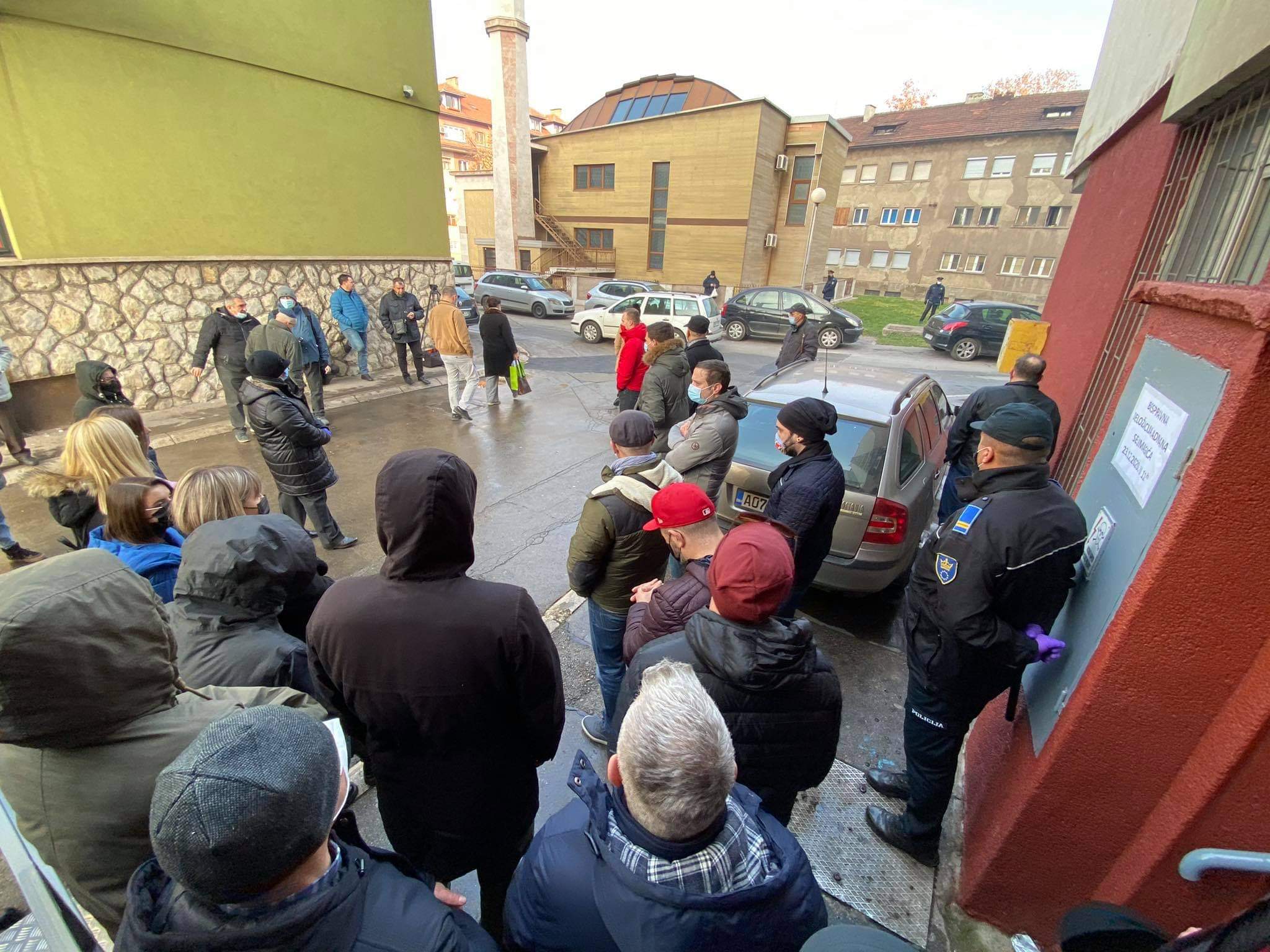 received_1012881222538202