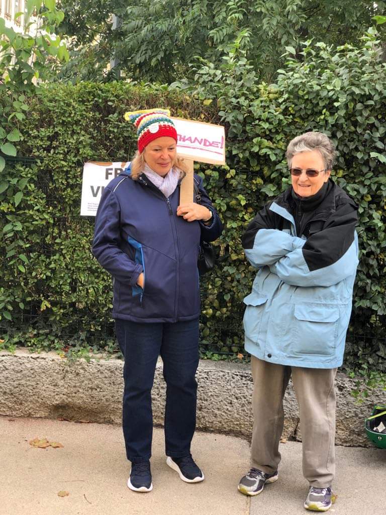 received_2756216114412442