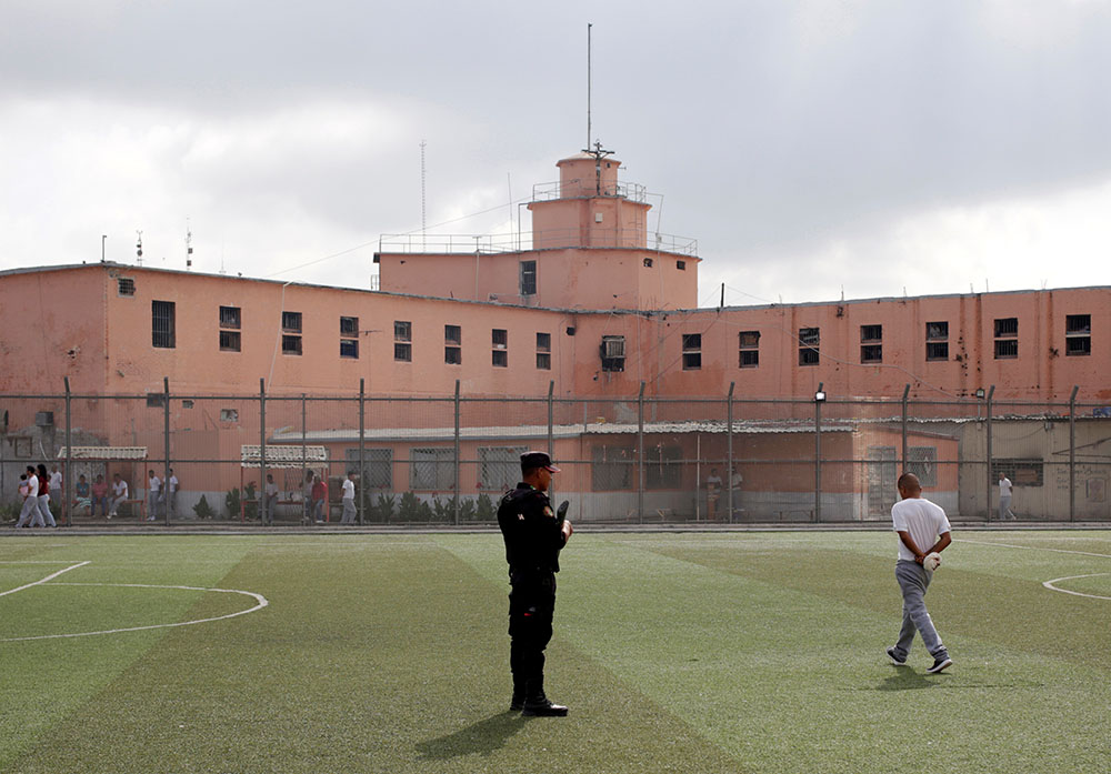 REUTERS/Daniel Becerril