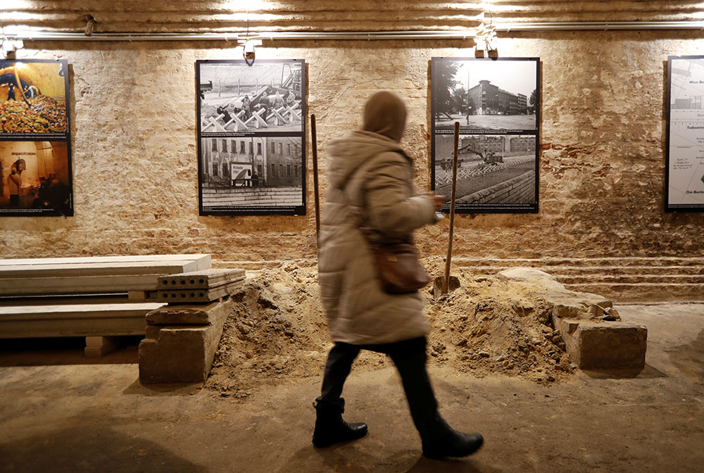 Reuters/Fabrizio Bensch