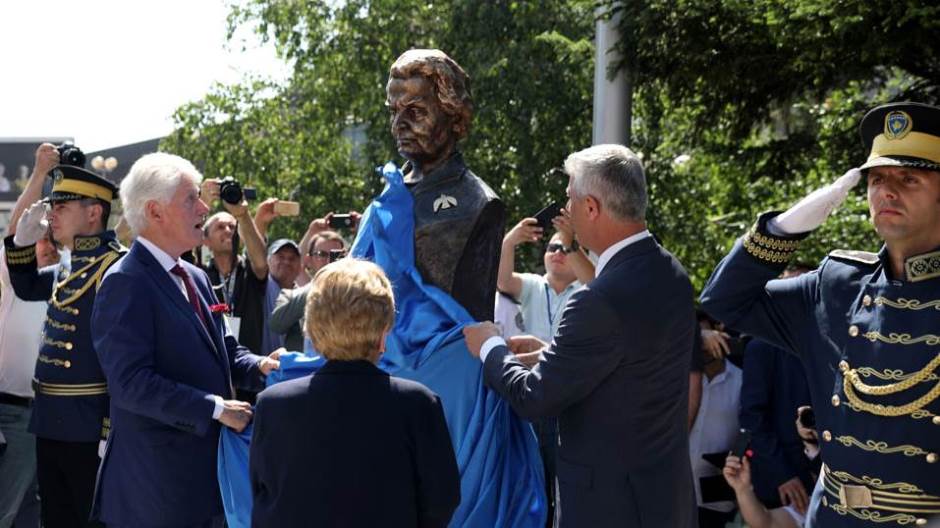 REUTERs FLORION GOGA