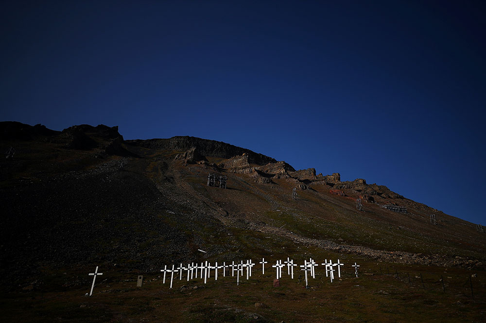 REUTERS HANNAH MCKAY (12)