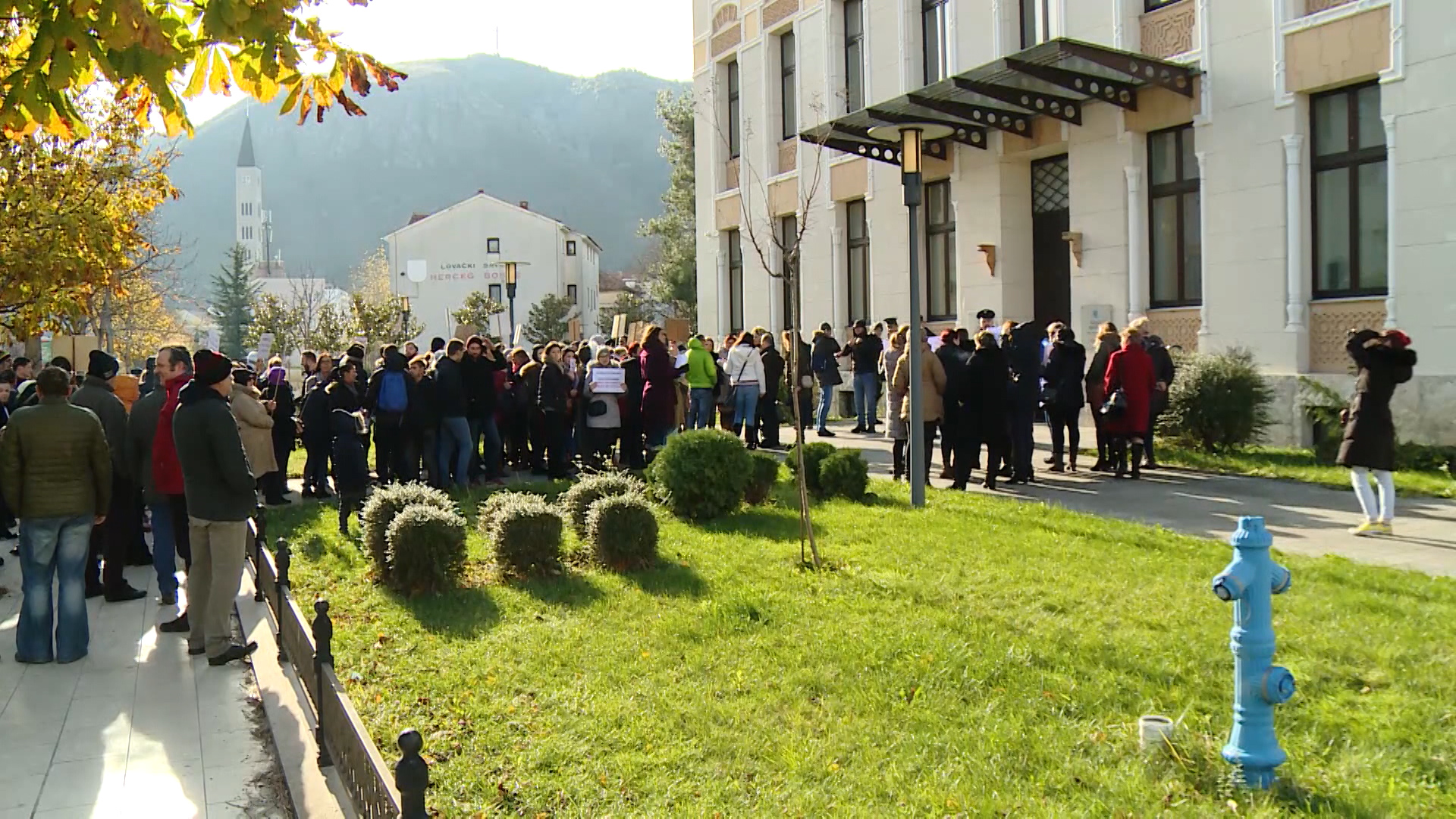 SA-.00_00_17_02.Still014