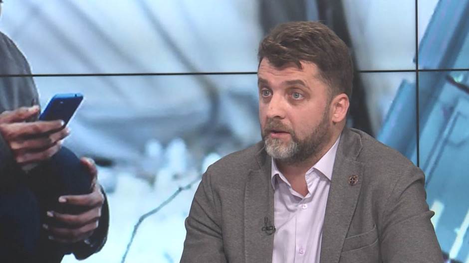 SA-.00_00_56_11.Still011