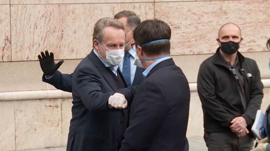 SA-.00_02_27_13.Still023