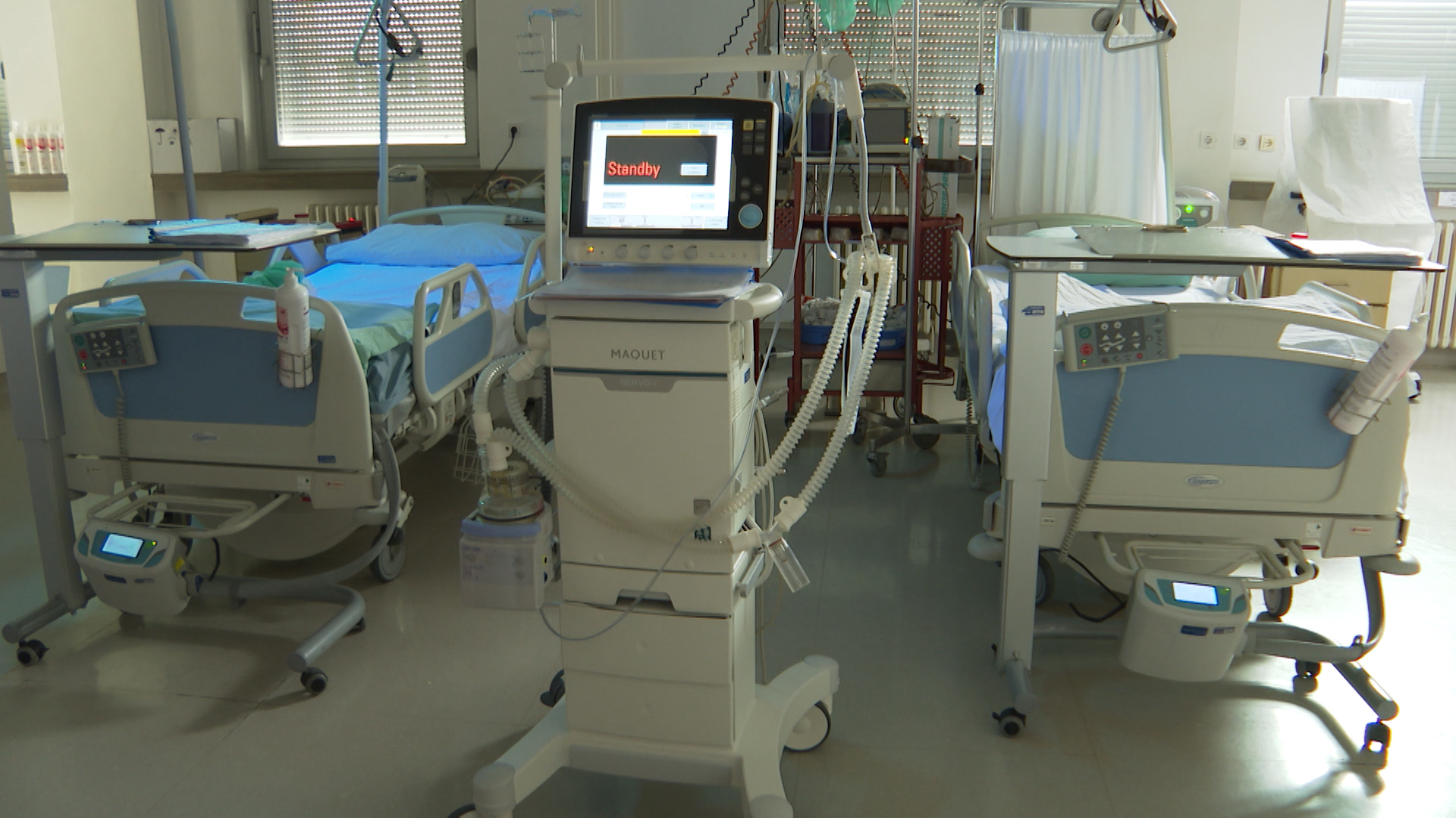 SA-.00_02_59_23.Still004