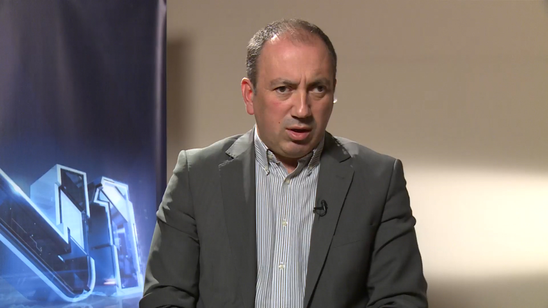 SA-.00_05_33_23.Still003