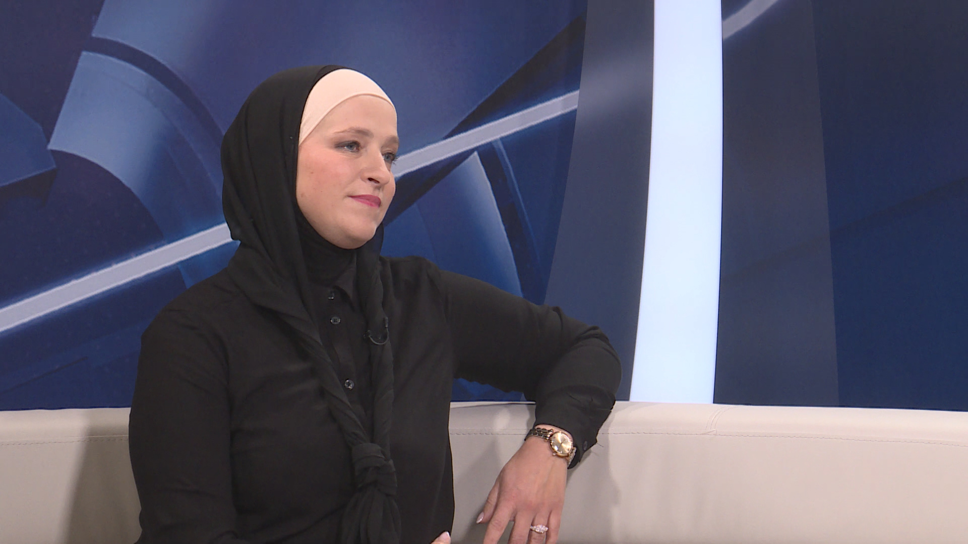 SA-.00_07_38_10.Still002