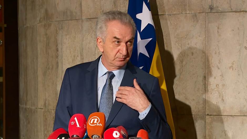 SA-.00_09_29_01.Still003