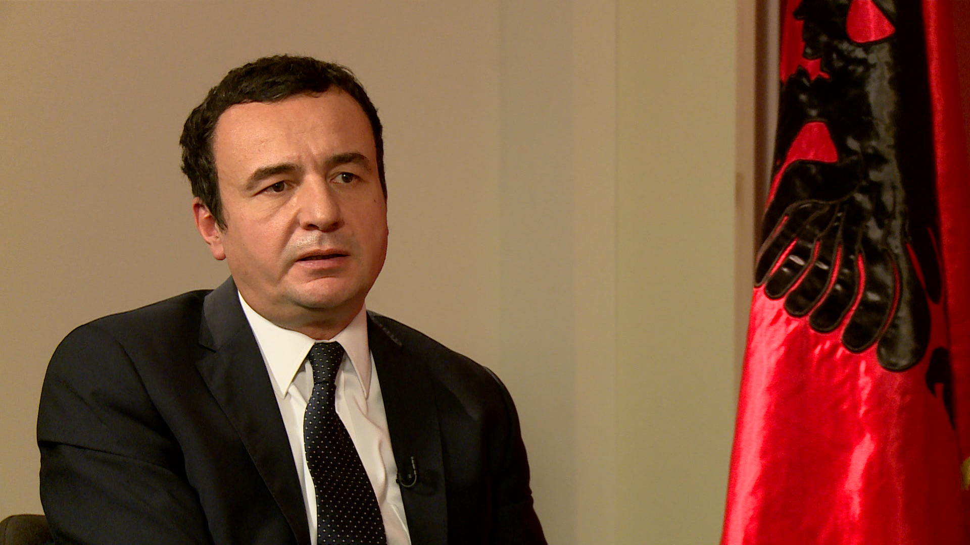 SA-.00_53_15_06.Still003