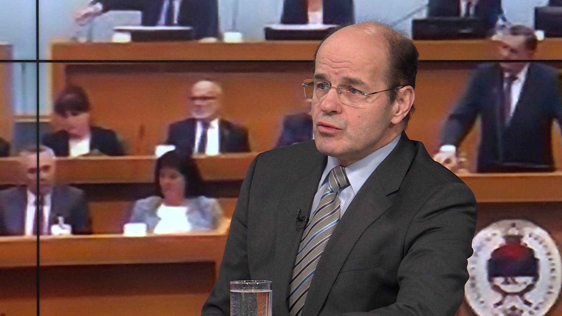 sa-adil osmanovic-clf-170220.00_04_40_05.Still001