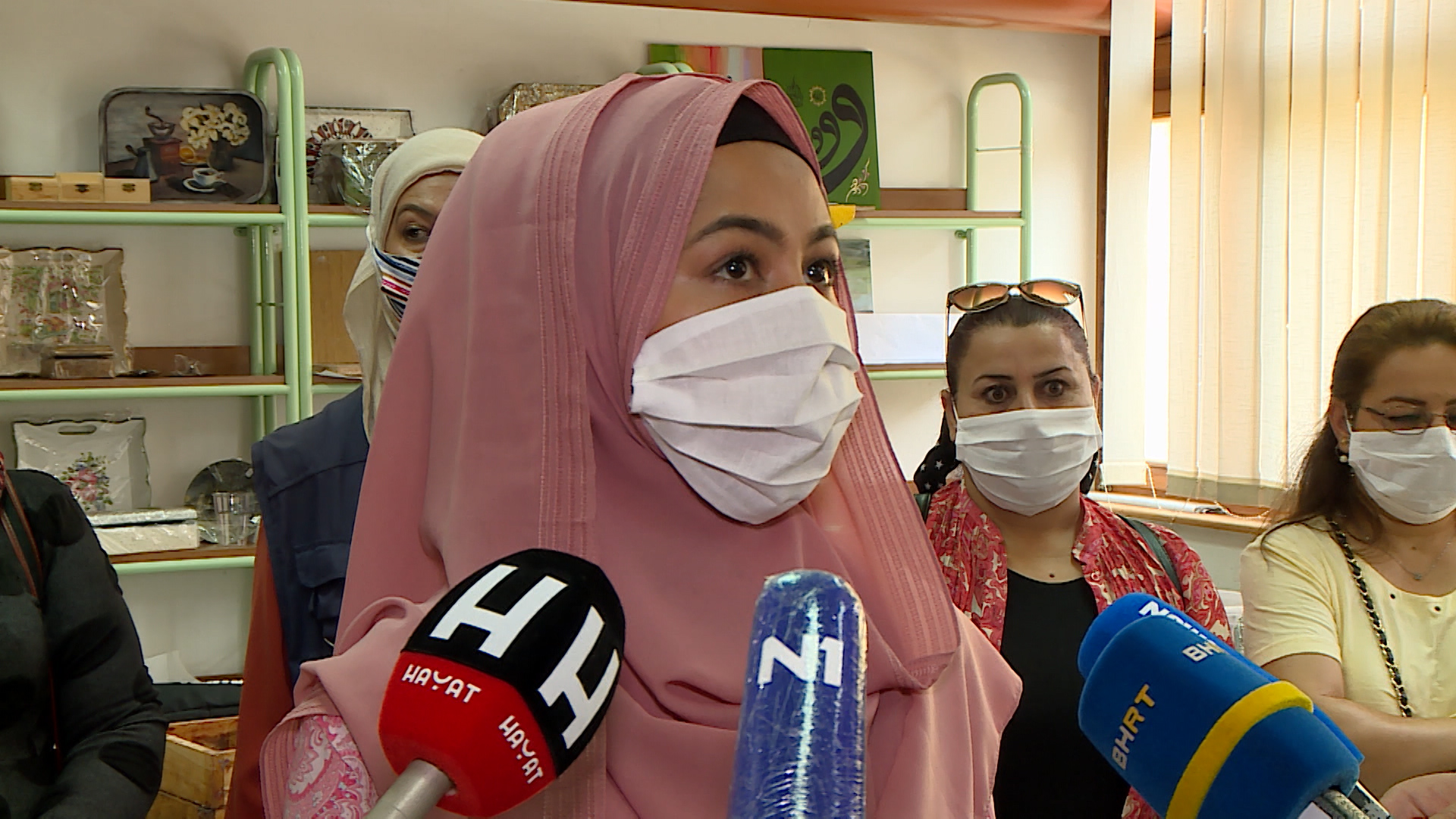 SA-ALEKSANDRA IZLOZBA PKG-ADG-1(20200916-145335043).00_08_46_24.Still007