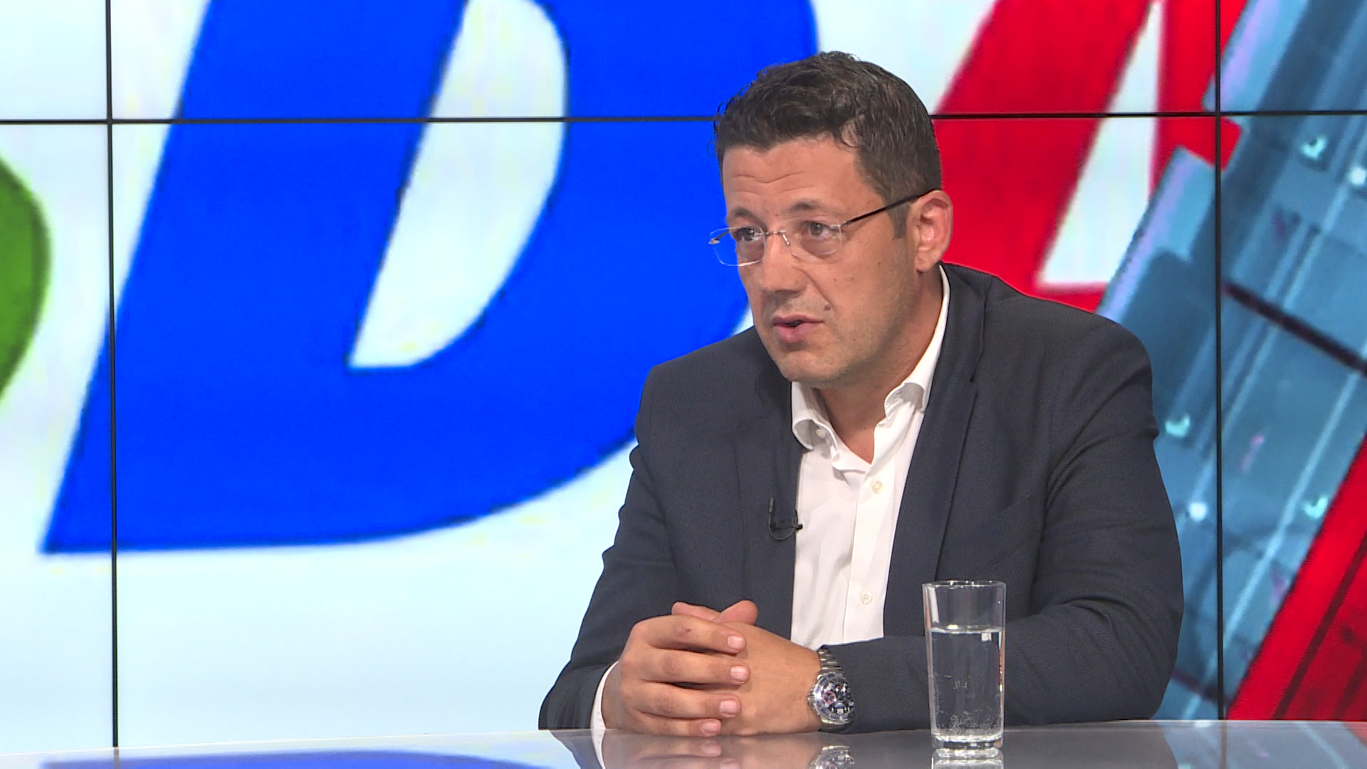 sa-aljosa campara-clf-100919.00_06_33_14.Still001